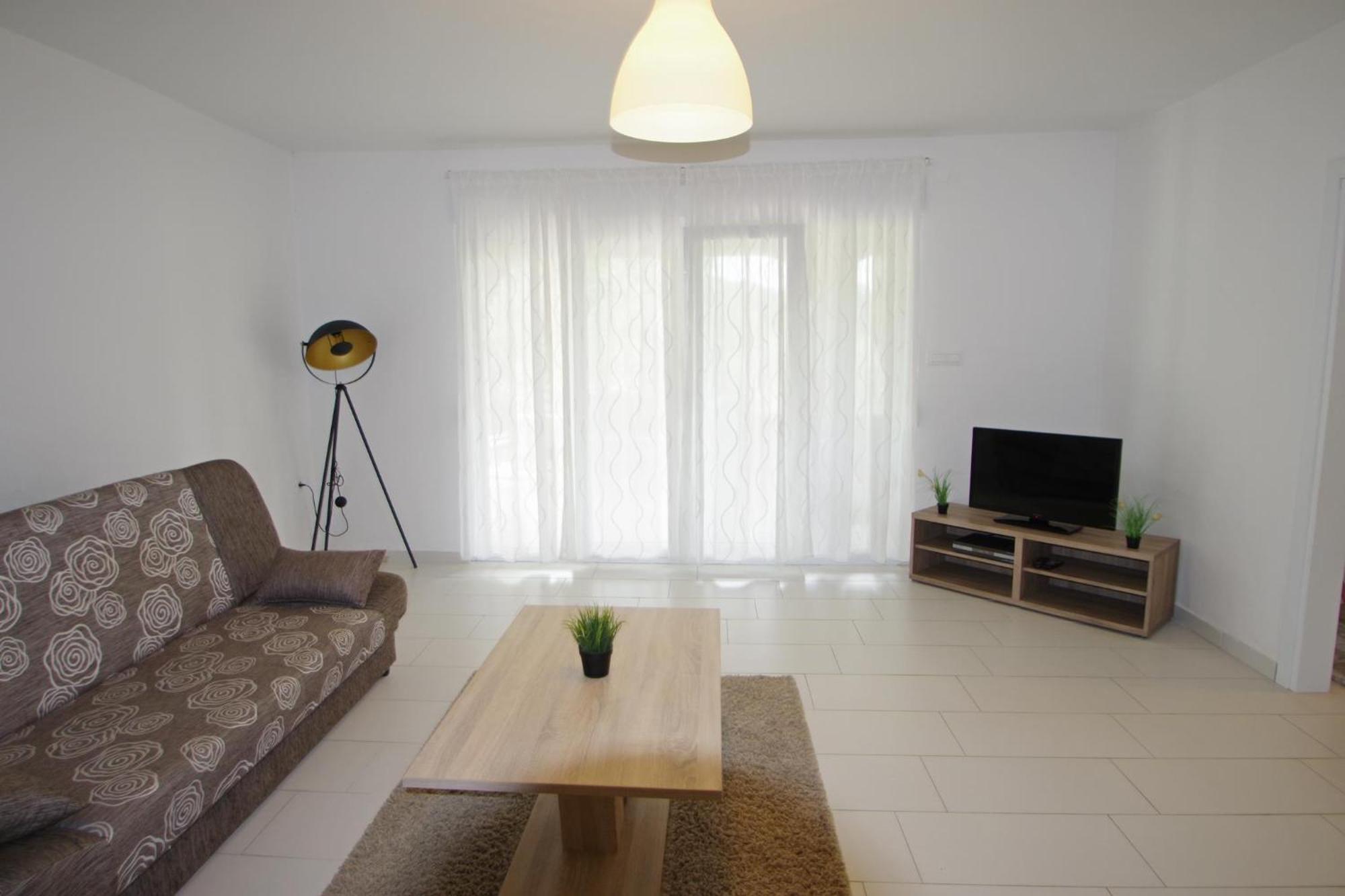 Apartments Nikolina Rakalj Extérieur photo