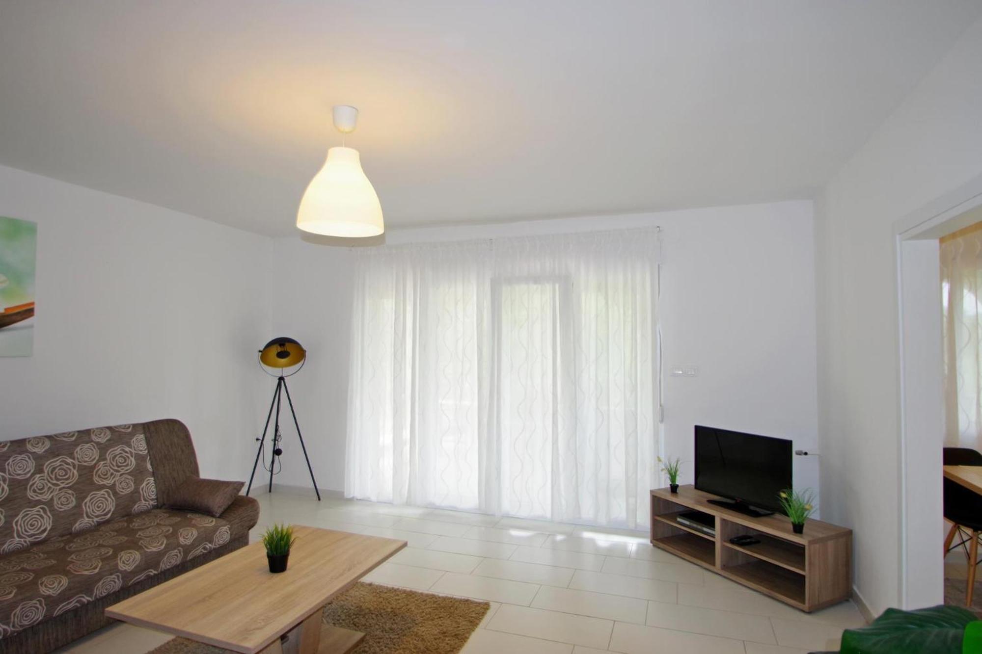 Apartments Nikolina Rakalj Extérieur photo